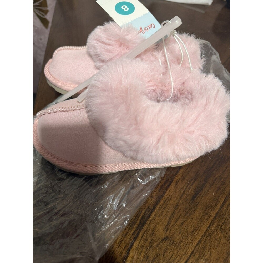 NWT Girls Cat & Jack Callie Moccasin Pink Faux Fur Slippers Size 8 - Picture 3 of 4